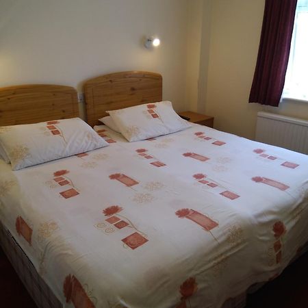 Lamplighter Guesthouse Plymouth Værelse billede