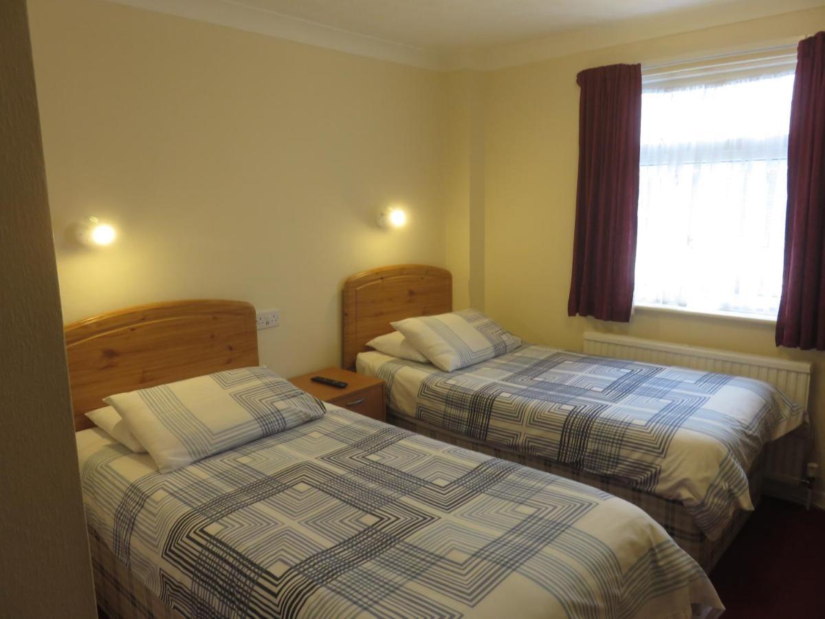 Lamplighter Guesthouse Plymouth Værelse billede
