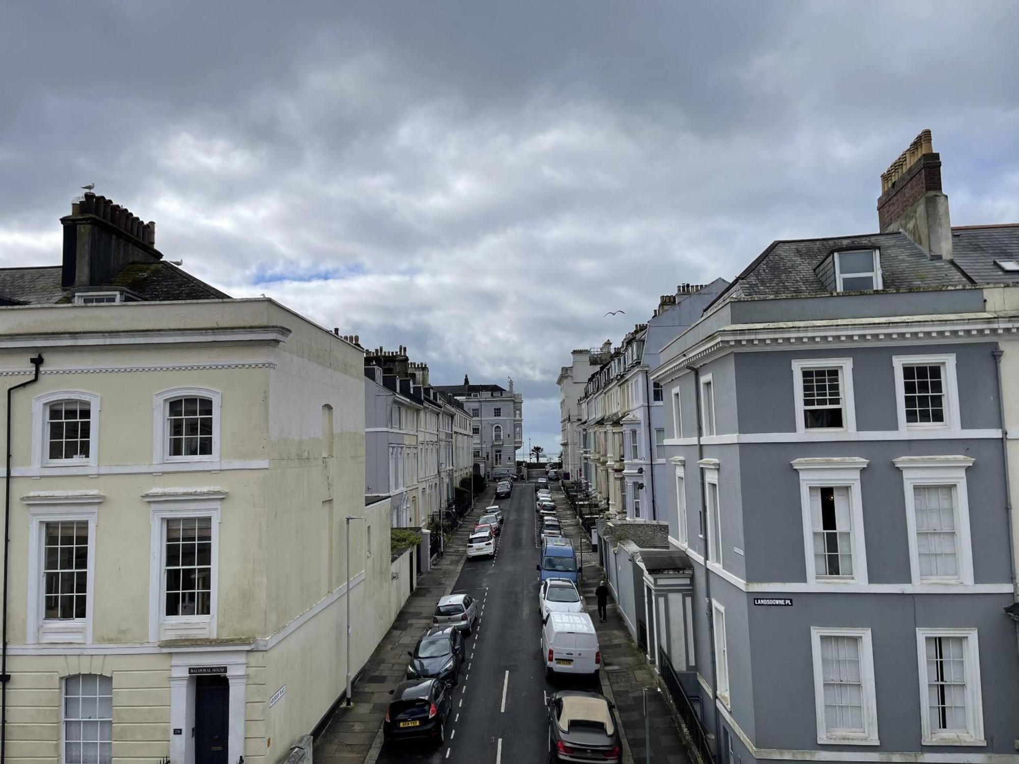 Lamplighter Guesthouse Plymouth Værelse billede